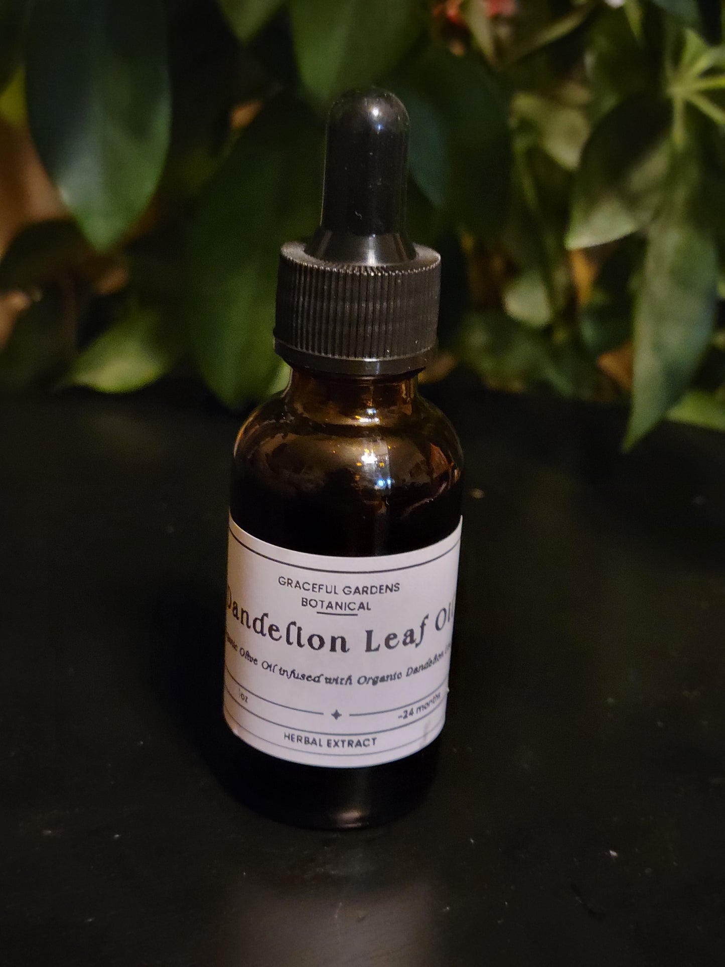 Dandelion Leaf Oil (1oz Dropper Bottle)